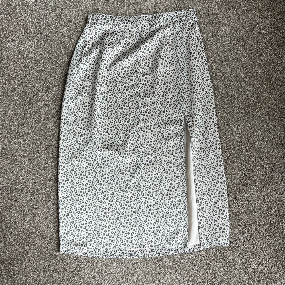 Abercrombie &โ Fitch Satin Leopard Midi Skirt Side Slit, Size Medium